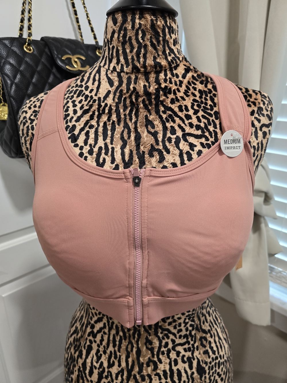 Duluth Trading Co Rose Pink Front-Zip Sports Bra